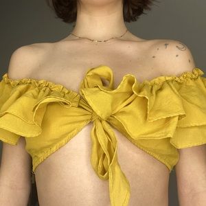 Yellow cropped flowy shirt